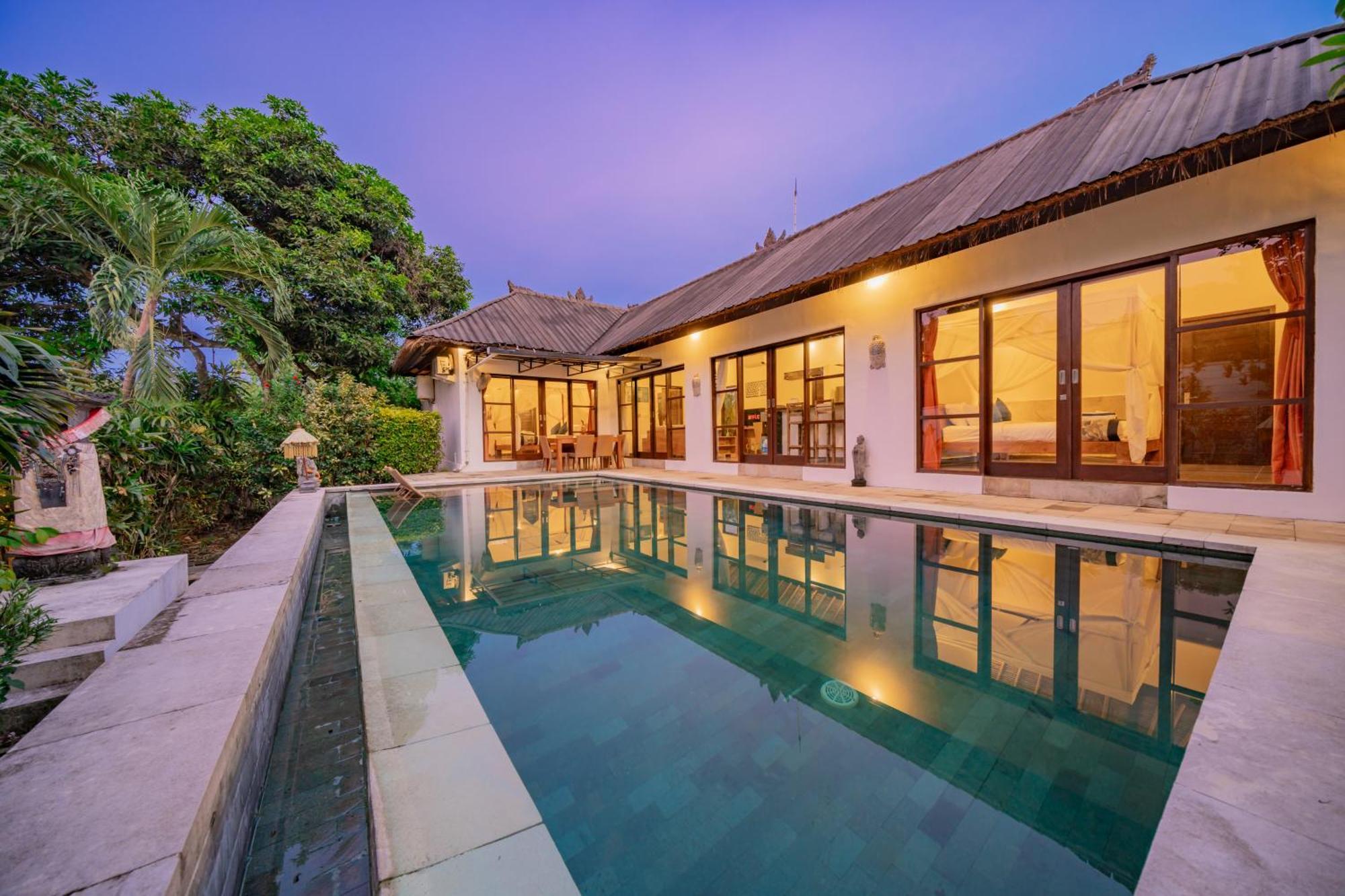 Bali Sunyi Villas Jimbaran  Exterior photo